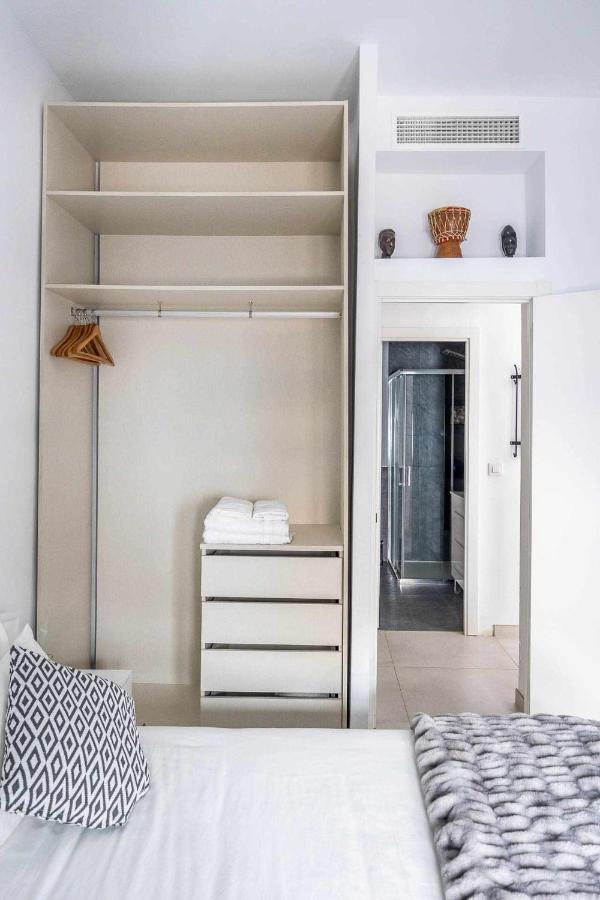 Comfy Away - Exclusivo Mercado De Triana Con Balcon