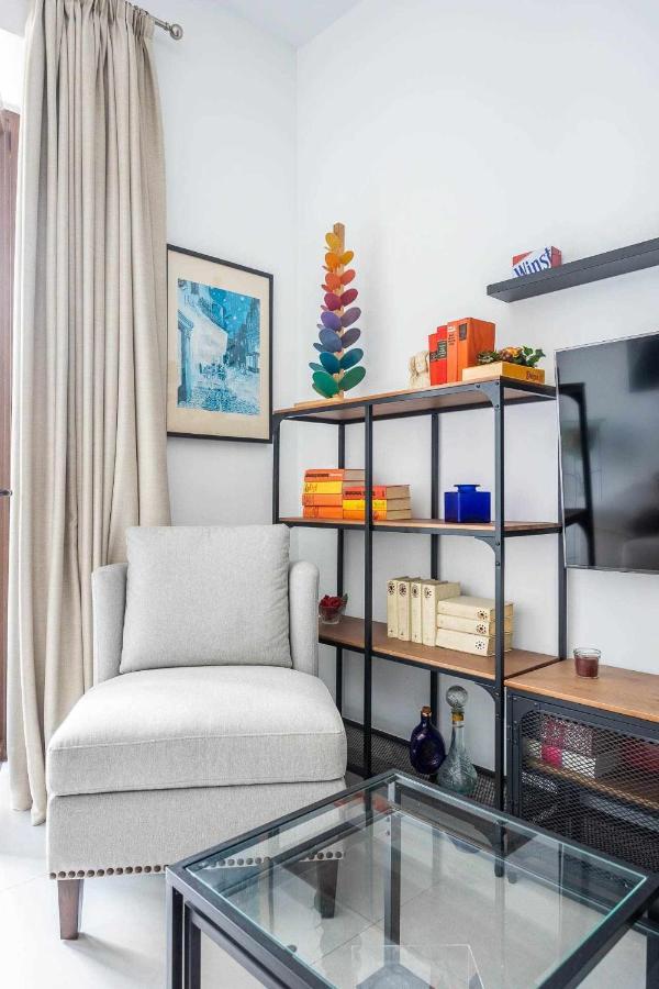 Comfy Away - Exclusivo Mercado De Triana Con Balcon